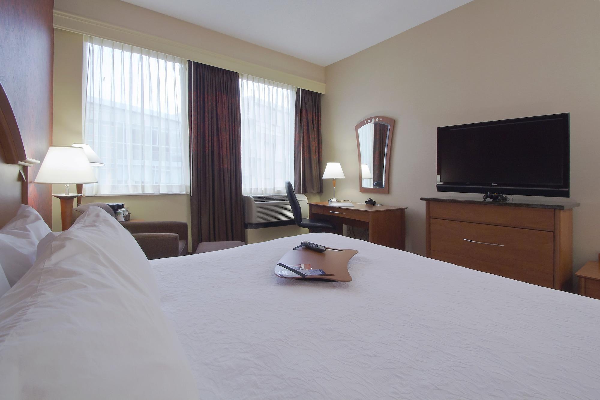 Hampton Inn & Suites Columbus-Downtown, Ohio Ngoại thất bức ảnh