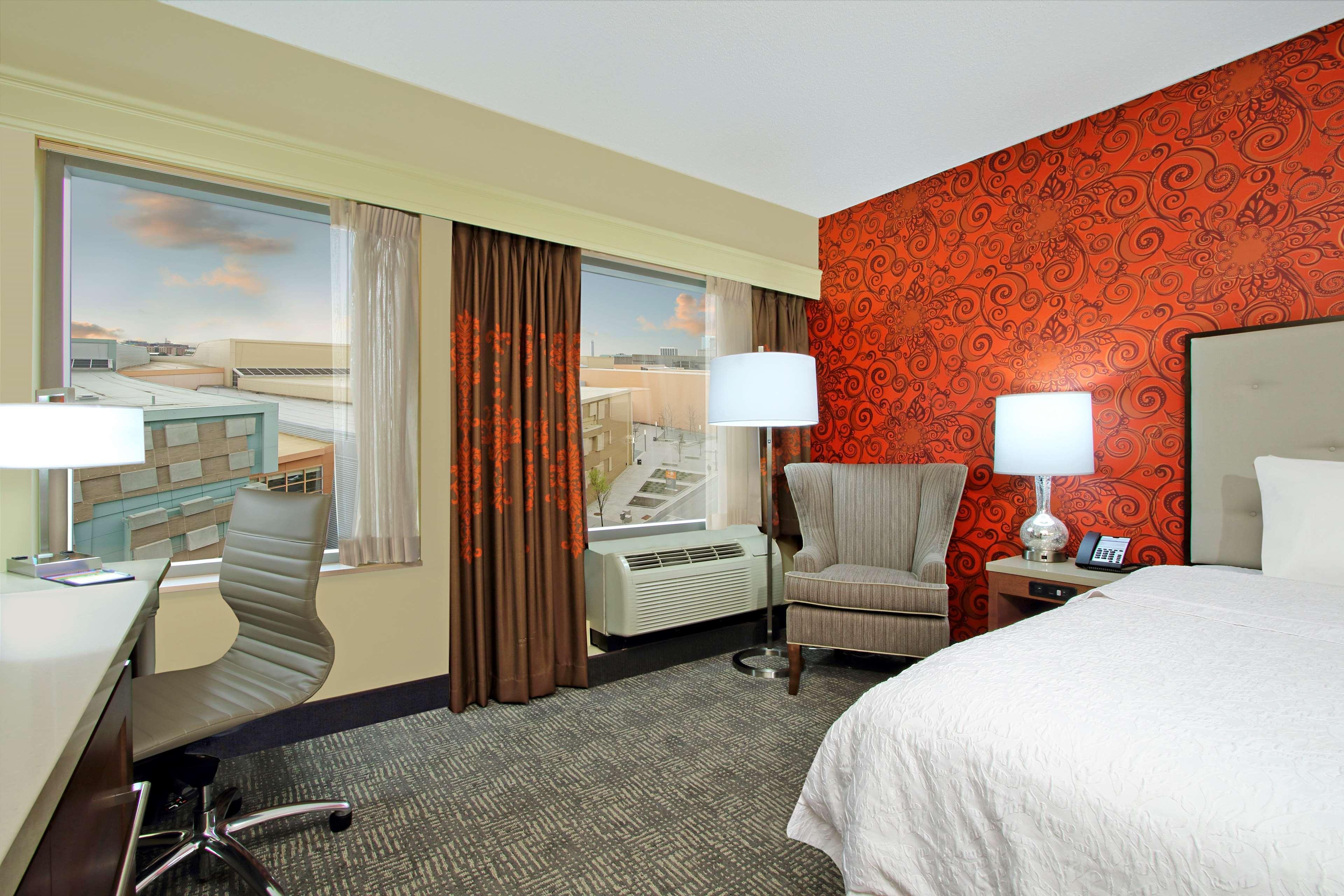 Hampton Inn & Suites Columbus-Downtown, Ohio Ngoại thất bức ảnh