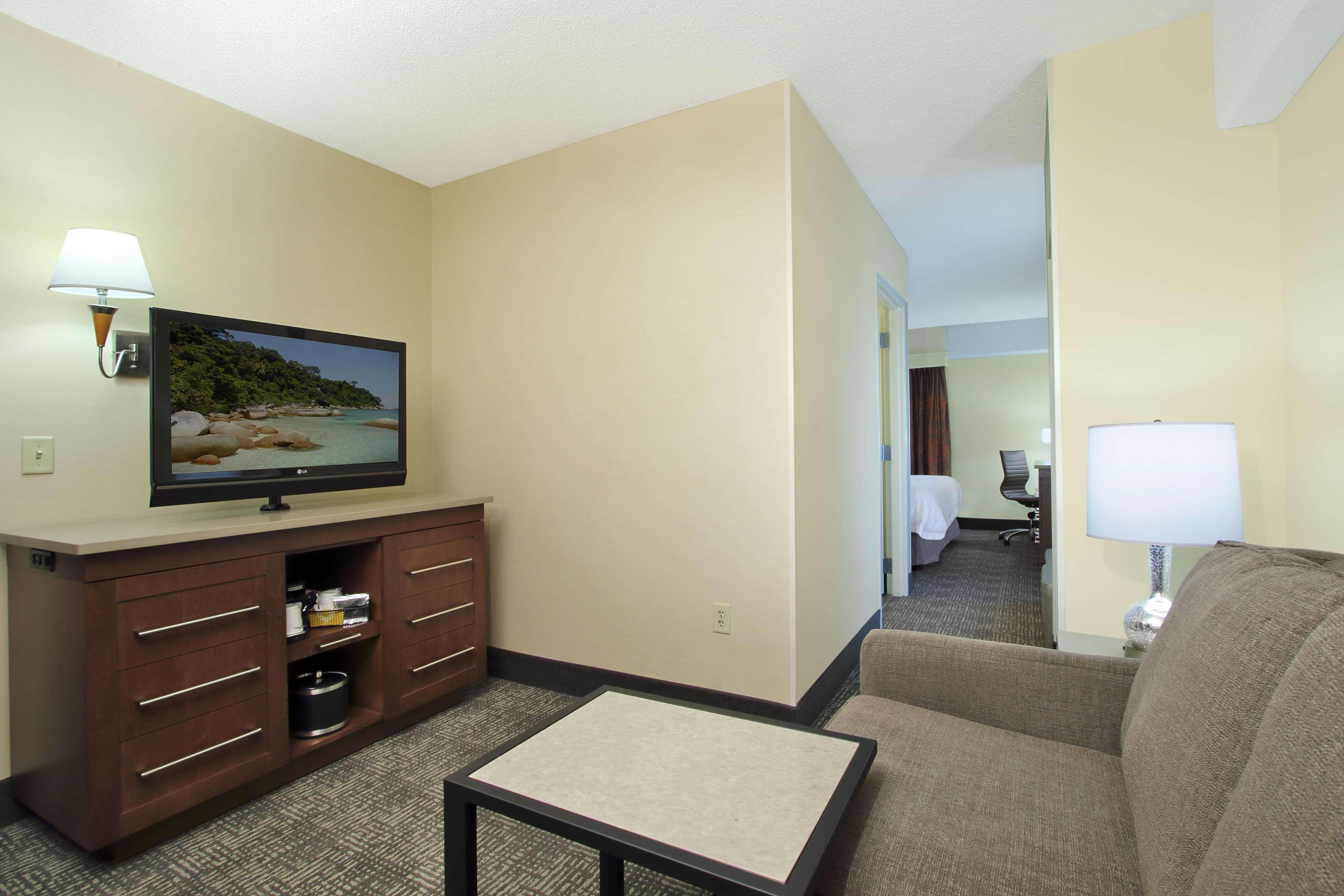 Hampton Inn & Suites Columbus-Downtown, Ohio Ngoại thất bức ảnh