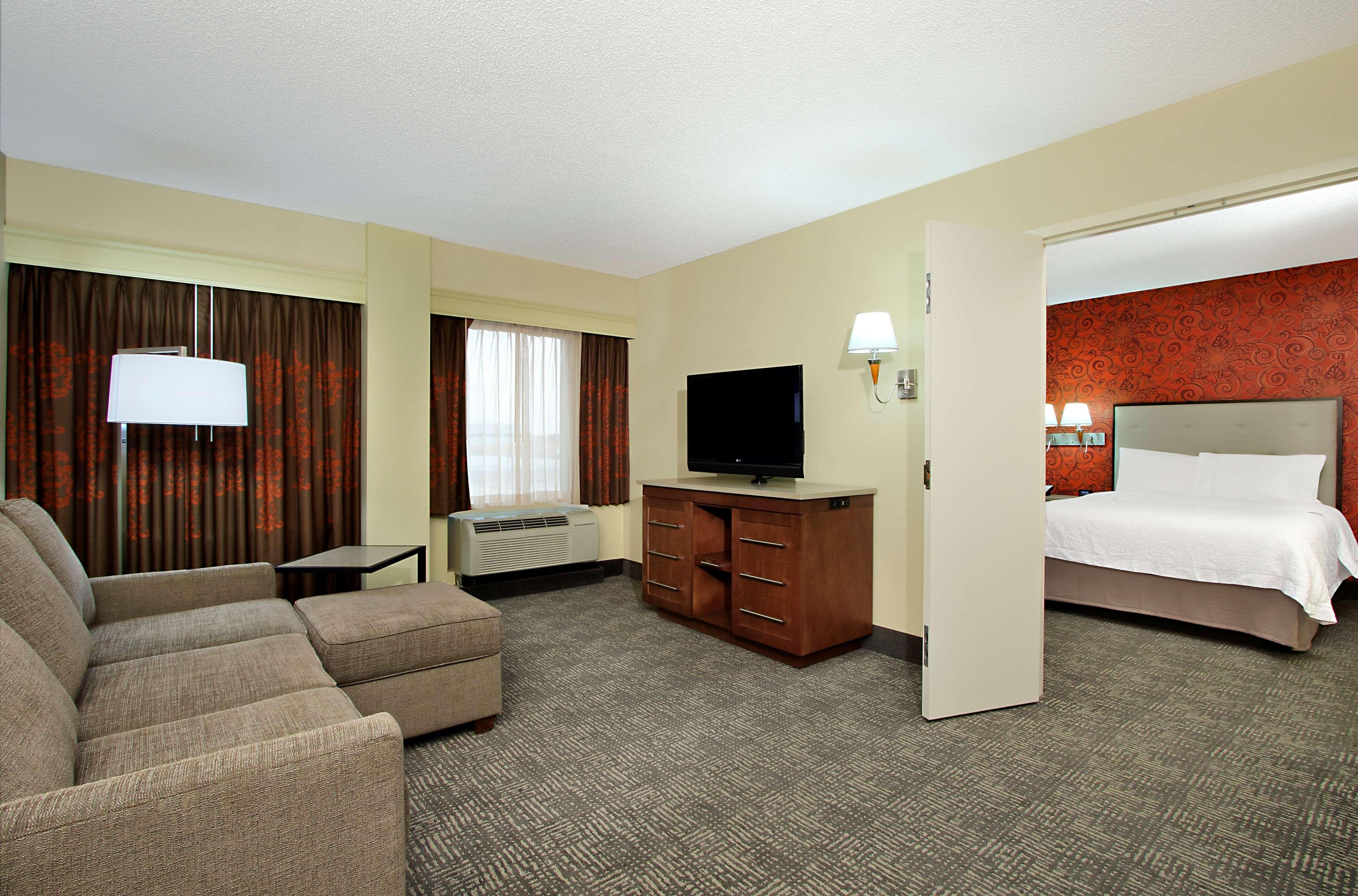 Hampton Inn & Suites Columbus-Downtown, Ohio Ngoại thất bức ảnh