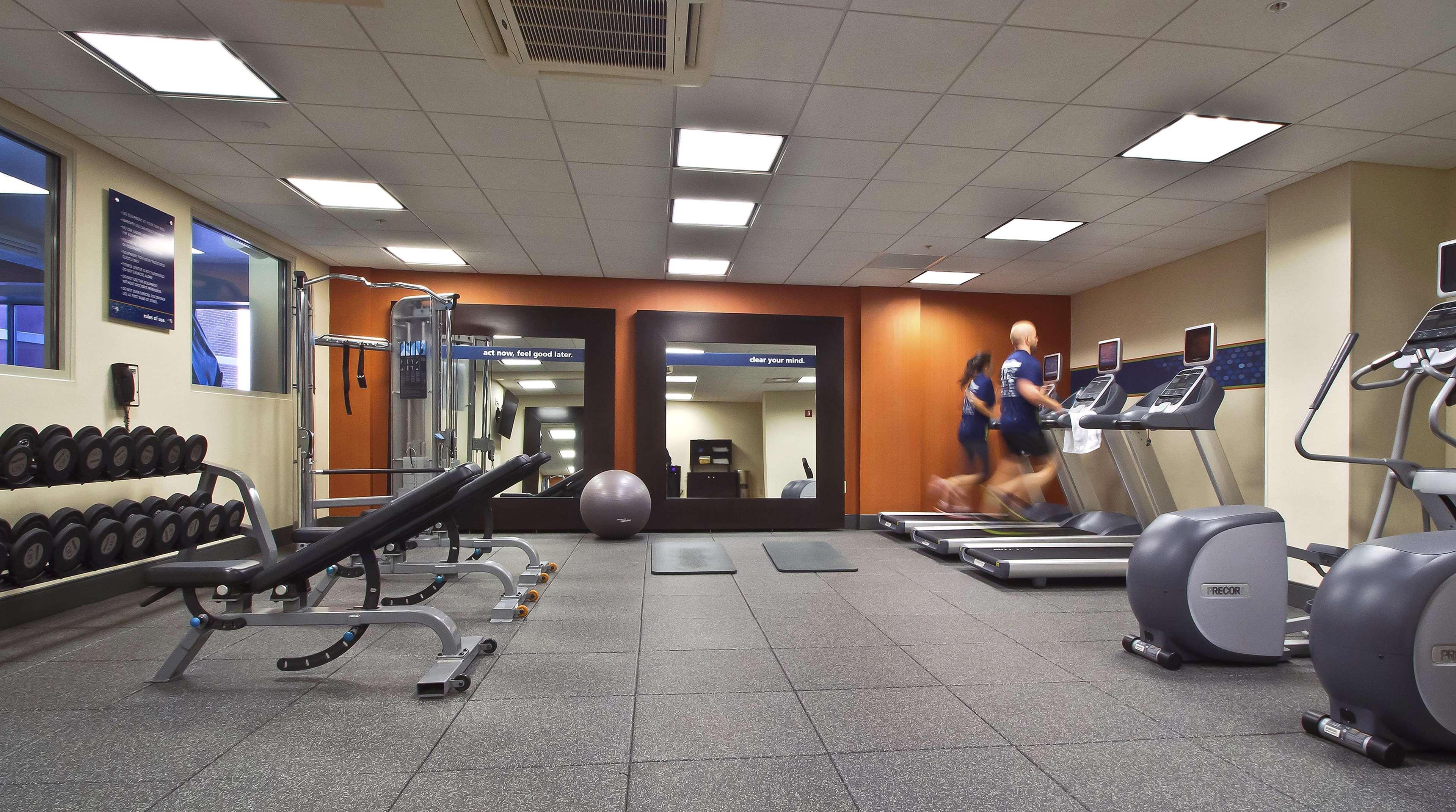 Hampton Inn & Suites Columbus-Downtown, Ohio Ngoại thất bức ảnh