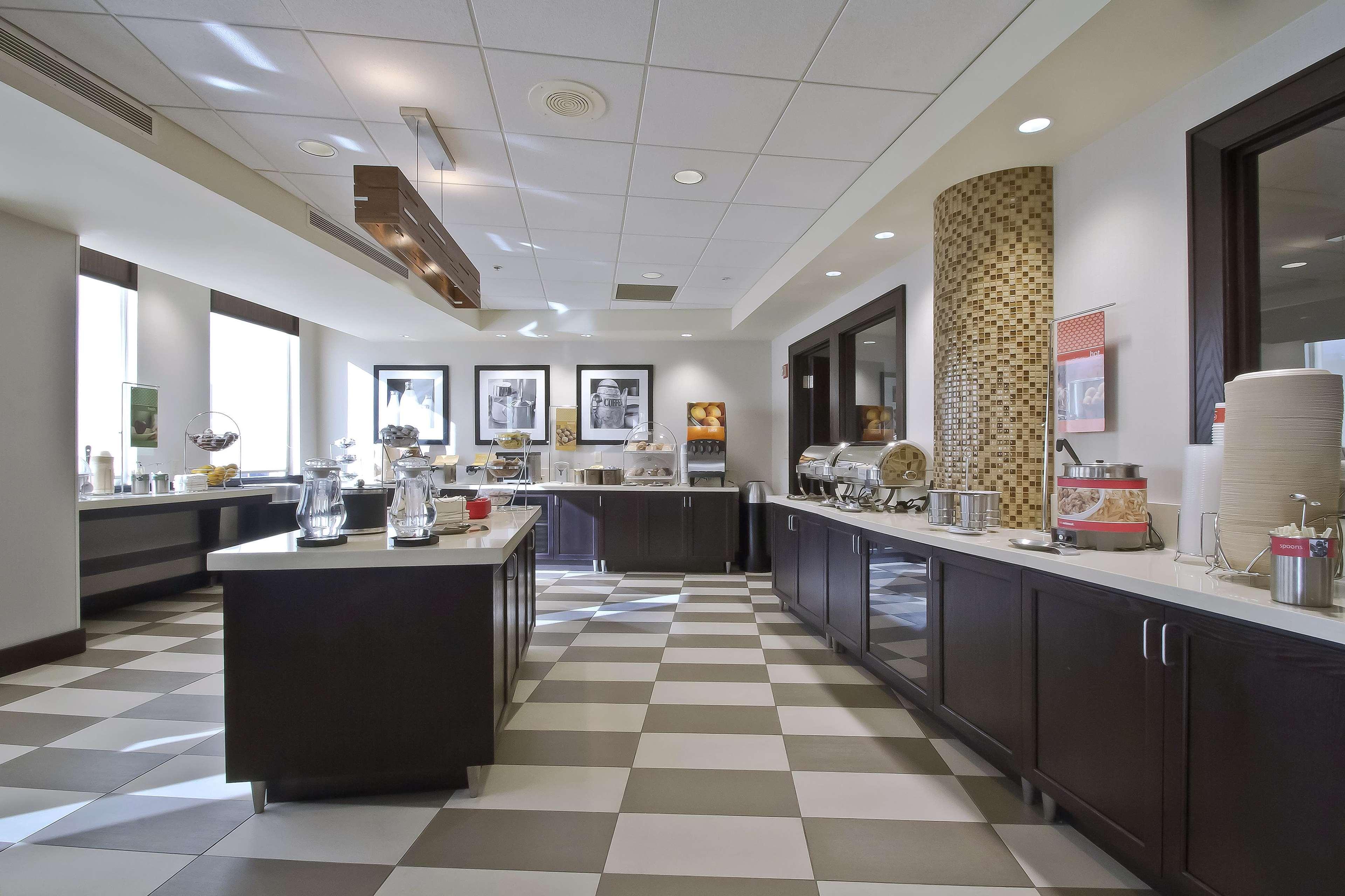Hampton Inn & Suites Columbus-Downtown, Ohio Ngoại thất bức ảnh