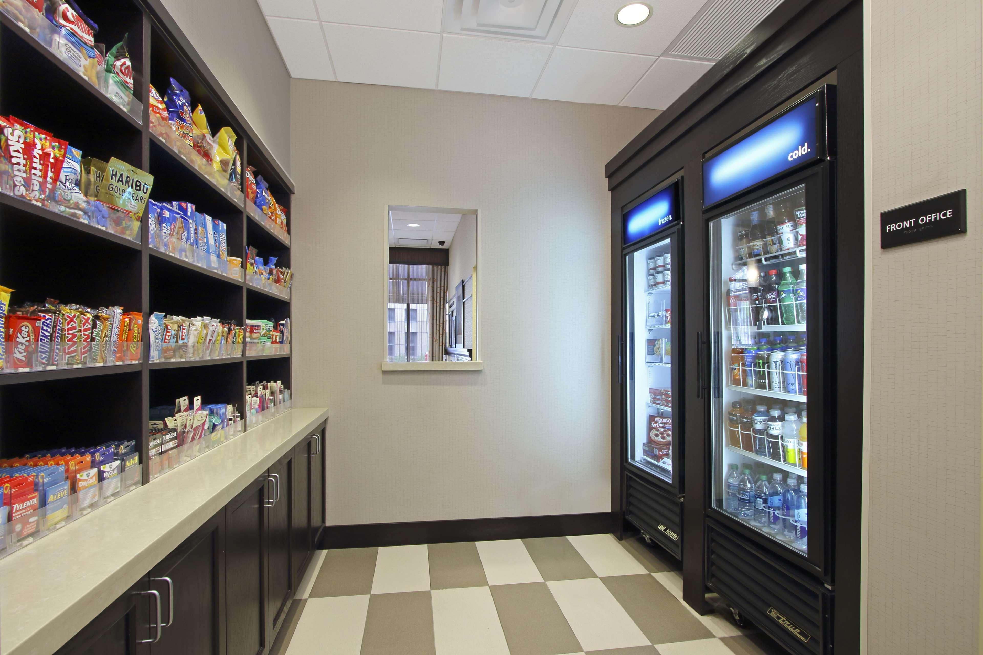 Hampton Inn & Suites Columbus-Downtown, Ohio Ngoại thất bức ảnh
