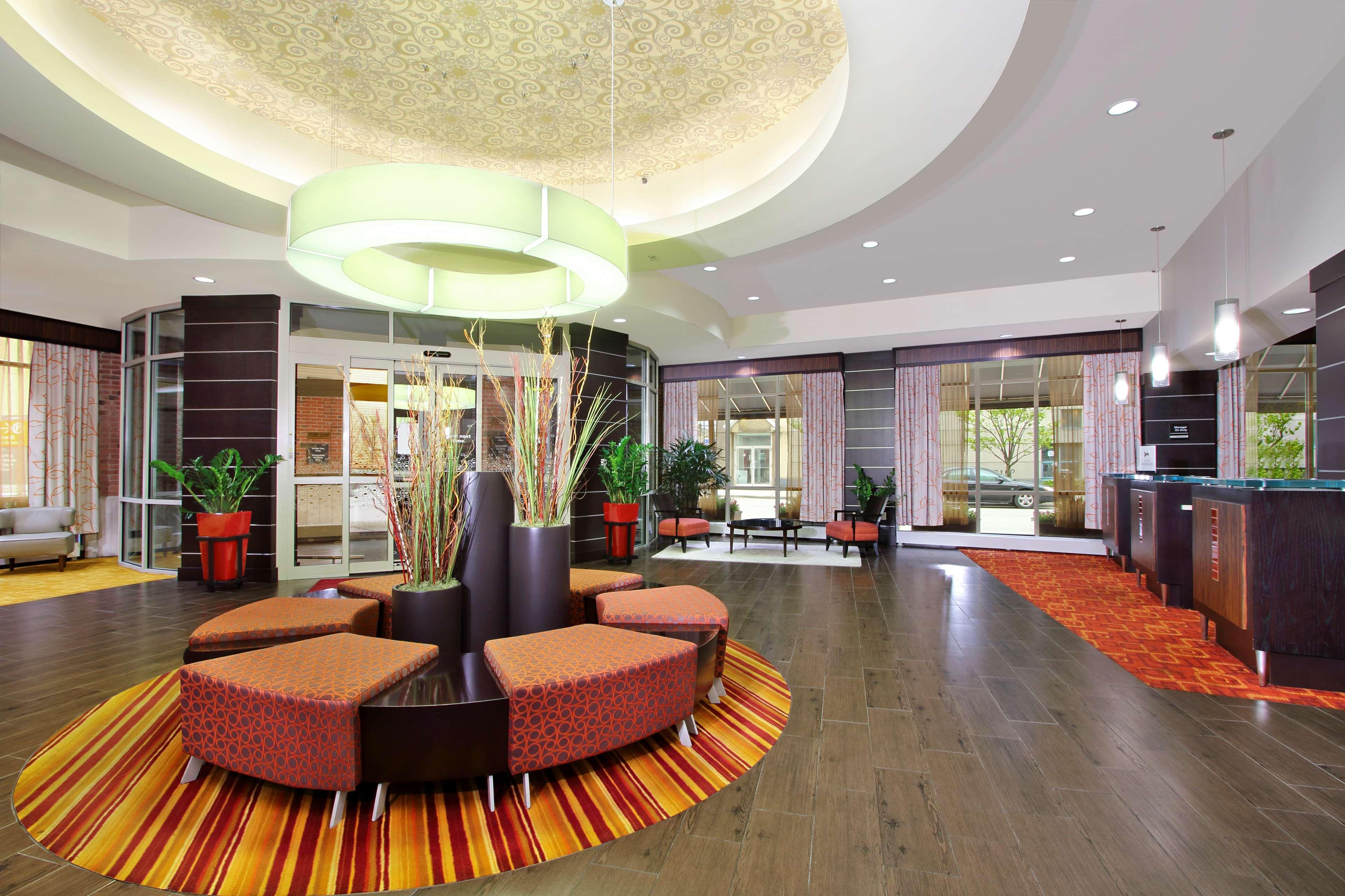 Hampton Inn & Suites Columbus-Downtown, Ohio Ngoại thất bức ảnh