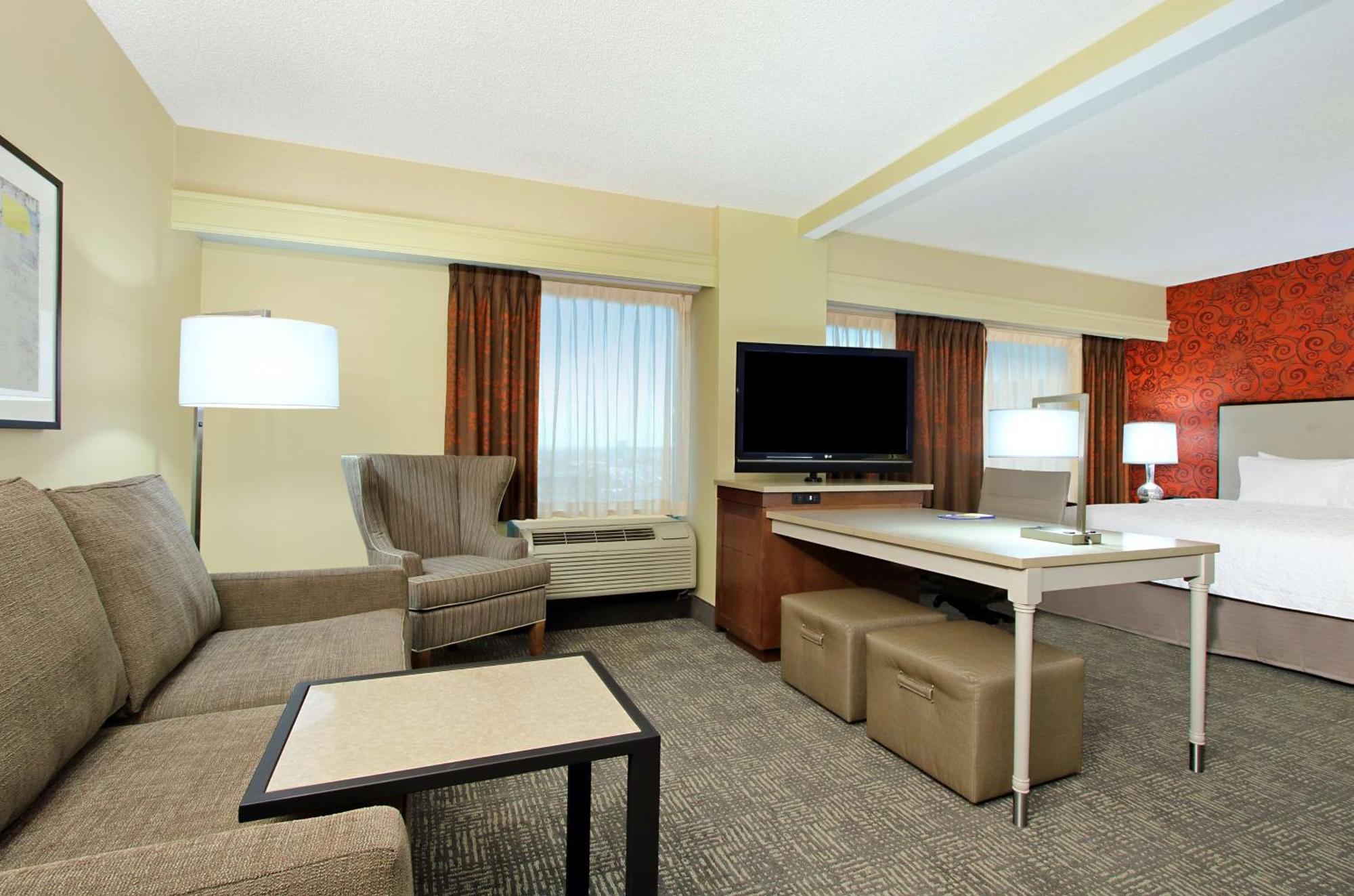 Hampton Inn & Suites Columbus-Downtown, Ohio Ngoại thất bức ảnh